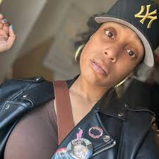 🥹 Denver Nuggets Point Guard Russell Westbrook and his wife Therapist Nina  Westbrook met while in high school. For them, their connection included  their love for the court. They both played basketball