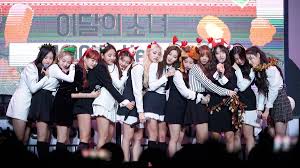 Check out this fantastic collection of loona wallpapers, with 48 loona background images for your desktop, phone or tablet. Thread By Lqioona Loona Being Soft And Caring With Each Other A Much Needed Ot12