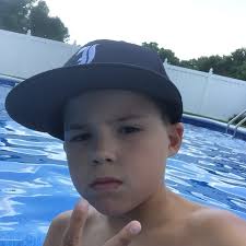 Eli Armstrong (@earmstrong2007)