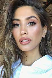 Olive Skin Tone Which Makeup Shades To Look For Glaminati Com Olive Skin Hair Light Olive Skin Olive Skin Tone Makeup