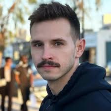 Anna Straub (@anna_straub)