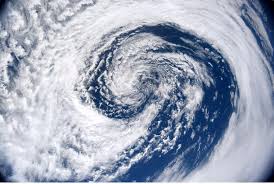 Extratropical cyclones present a contrast to. Eduardo Rodriguez On Twitter Asi Es Ciclon Extratropical Genera Olas Enormes Q Viajan Lejos Mar De Leva Hasta Centro America Rickyrico17 Http T Co Z13svq0hxn