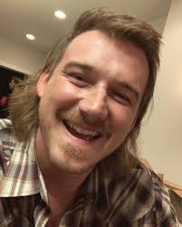 Selfie Sunday with our man, Morgan Wallen. 😊