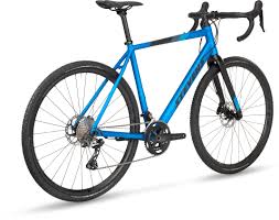 The tour de suisse is a race which many pro's attend in preparation for the tour de france, won by australia's own richie porte in 2018. Stevens Gravel Velo Schwarz Ihr Velo Und E Bike Shop Im Thurgau