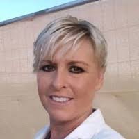 Roxanne Bateman's Instagram, Twitter & Facebook