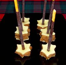 Te sorprenderán estas extrañas pero exquisitas combinaciones, ¡querrás probarlos todos! Recetas Para Fiestas Aperitivos De Queso Y Membrillo Pequerecetas