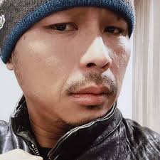 徵》 台南攝影師一名擅長素背景引導拍攝單人女生擅長打光，模擬自然光等意者私訊#徵才