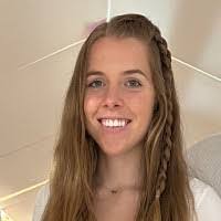 Arielle Etheridge's Instagram, Twitter & Facebook