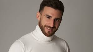 Diego Galván recién electo Mister RNB Castellón 2022