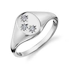 THREE STAR SIGNET RING - Sentimental Everyday Fine Jewelry – Starling