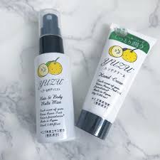 ミカチク on instagram ダイソー の アロマハンドクリーム と アロママルチミスト 香り系は柑橘系が好き 香り控えめだけど 癒される 北欧 インテリア インテリア雑貨 100均 セリア痛 セリア通 セ body mist mists shampoo bottle