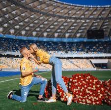 Fae frecks ~ @la_frecks menschen sind am schönsten. 11f Sport Sou Huet Den Zinchenko Sain Heiratsantrag Facebook