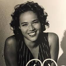 Nikki Seaton's Instagram, Twitter & Facebook