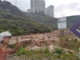 This apartment is 8 mi (12.9 km). Landslide Hits Road In Genting Road To Amber Court Apartments Cut Off Updated The Star