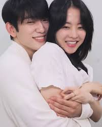 Why do jinyoung and park bo young seem like real couples?