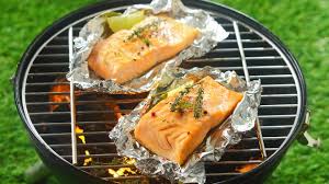 Ich empfehle das gemüse mit einem gemüseschäler in feine streifen zu schneiden, damit es wirklich. Lachs Grillen Rezept Ideen Und Tipps Fur Die Zubereitung
