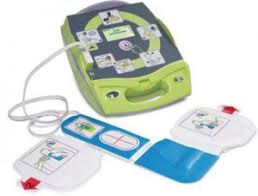 Why do doctors say 'clear!' before using a defibrillator? Die Frage Nach Der Defibrillator Pflicht Seton Blog