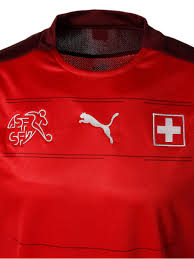 Nuova magliette calcio svizzera 2019 2020 puo personalizzare la tua squadra nome e numero, sconti fino al 10% di maglie svizzera replica, acquistare piu magliette calcio poco prezzo godono piu sconto. Maglia Da Calcio Replica Della Svizzera Home Unique United Puma Abbligiamento