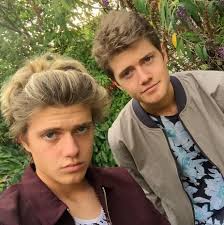 cam and brett (@camandbrettUK)