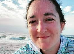 Kelly Noyes's Instagram, Twitter & Facebook