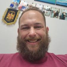 Aight #LetSeeThoseSmiles what is currently bringing you happiness. 1. My  Faith in our Lord God 2. My Wife and Kids 3. My Job (Dream Job) 4. My  Business (Side Gig) Because it's