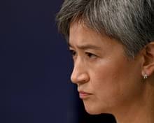 Victorian couple desperate to return from NSW hear nothing a week after  applying for Covid travel pass