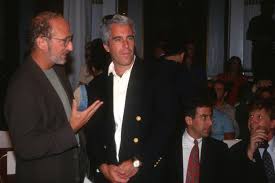 Jeffrey epstein era il maggiore di due fratelli, con mark è cresciuto nel quartiere borghese di sea gate, coney island, brooklyn. Jeffrey Epstein Seine Skandalumwobenen Villen Stehen Jetzt Zum Verkauf Gq Germany