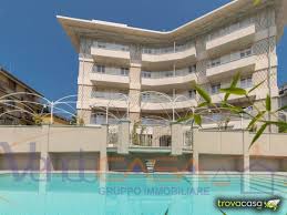 Sulla prima collina di alassio, nella frazione di vegliasco, a pochi minuti dalla costa e dai famosi campi da golf di garlenda. Case Vista Mare In Vendita Ad Alassio Sv Pagina 7 Trovacasa Net