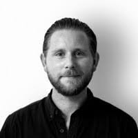 Kris Goddard's Instagram, Twitter & Facebook