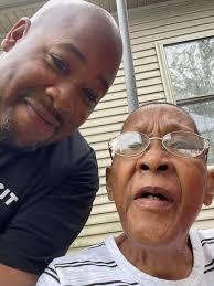 My Aunt Shirley got the ultimate healing. She went home to be with the Lord  a little bit ago. Please pray for our family at this time.