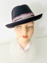 90s Gray Fedora Hat
