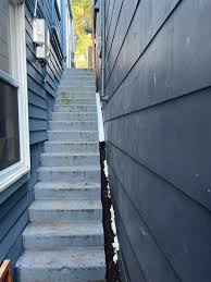 Looking for a general contractor for rot repair along foundation