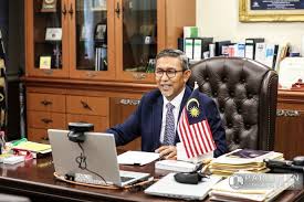 Dewan rakyat kecoh usul pengosongan kerusi speaker dewan rakyat. Kenduri Durian Timbalan Speaker Dewan Rakyat Mohon Maaf Utusantv