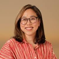 Ahyoung Kwak's Instagram, Twitter & Facebook