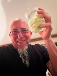 Well, hello #brasil 💜✌🏽👯‍♀️🎉 it's very nice to be here again…  @davematthewsband @davematthewsbandbr