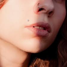 Piercing Au Nez 👃 Le Guide - Tata Gisèle