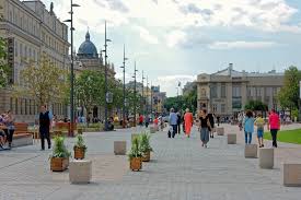 Lublin is the largest polish city east of the vistula river and is about 170 km (106 mi) to the southeast of. Lublin Srodmiescie Reisefuhrer Auf Wikivoyage