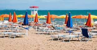 Questa soluzione è particolarmente apprezzata dalle famiglie con i bambini, dai turisti che viaggiano con il. Appartamenti E Case Vacanza Lignano Pineta Hometogo