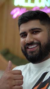 Achieve Amazing Smiles with BL1 Colour Hollywood Style Prosthetic Laminate  Crown