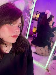 Eve Iris on X: Want to see where the tail goes, baby? Lets have some fun  ;-) t.cocBRupkYK4c  X