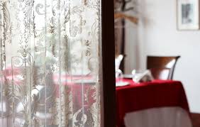 Room dividers, curtains ideas and partition walls are creative ways to add functionality and style to modern interior design. Dining Room Design Ideas With Images Housing News