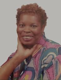 I saw this couple in Walgreens last night and I screamed. I want a puppy so  bad!!! Their little boy is going to be so happy!!!