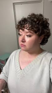 the amount of times this happens is appalling to me. have u never been to a  drive-thru before ????