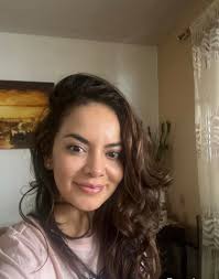 Hi everyone! My name is Carla—I'm from Ecuador and currently living in the  Galápagos Islands. I'll be starting my PhD in Social Work at UNC this fall,  and I'm looking for housing