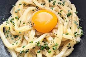 冷凍うどんが大変身！】「レンジで完成に驚き」とろけるコンソメバターうどんレシピ♪簡単さとおいしさにハマる！ - Yahoo! JAPAN