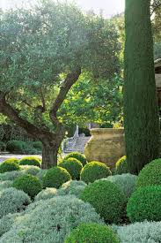 Schauen Sie Sich Einige Der Schonsten Privaten Garten Des Mittelmeers An Einige Garten Mittelmeers Beaux Jardins Jardin Mediterraneen Jardin Contemporain