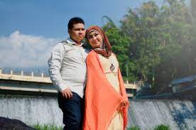 Si ratu rambut palsu, cardi b tampil ekstra pakai 6 wig sekaligus. Koleksi Foto Prewedding Psht Toprewed