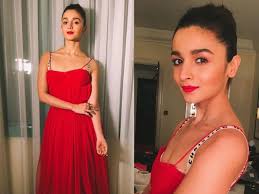 Alia Bhatt S Diet Plan Is The Easiest To Follow For Weight Loss The Times Of India Alia bhatt makes sure that she eats eight times in a day, here's her diet plan!