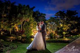There is an additional venue price ranging from $595 to $2,995 depending on the date and time of the chosen wedding date. Beautiful South Florida Wedding Venue Deer Creek Golf Club