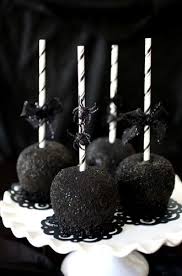 Black As Night Caramel Apples Evite Halloween Wedding Favors Halloween Food For Party Halloween Candy